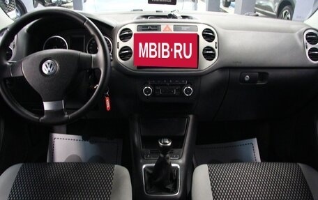 Volkswagen Tiguan I, 2010 год, 1 099 000 рублей, 5 фотография