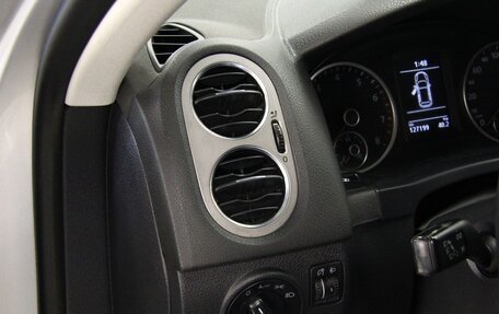 Volkswagen Tiguan I, 2010 год, 1 099 000 рублей, 10 фотография