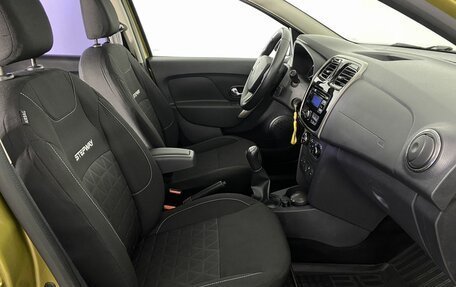 Renault Sandero II рестайлинг, 2015 год, 959 000 рублей, 13 фотография