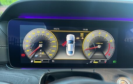 Mercedes-Benz E-Класс, 2019 год, 5 000 000 рублей, 11 фотография