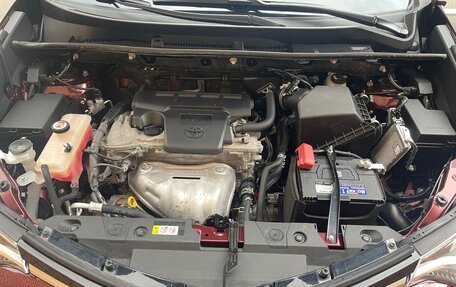 Toyota RAV4, 2019 год, 3 000 000 рублей, 2 фотография