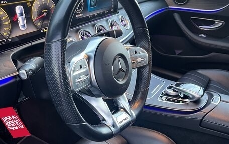 Mercedes-Benz E-Класс, 2019 год, 5 000 000 рублей, 13 фотография