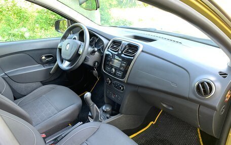 Renault Sandero II рестайлинг, 2015 год, 895 000 рублей, 17 фотография