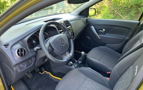 Renault Sandero II рестайлинг, 2015 год, 895 000 рублей, 23 фотография