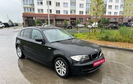 BMW 1 серия, 2011 год, 1 000 000 рублей, 2 фотография