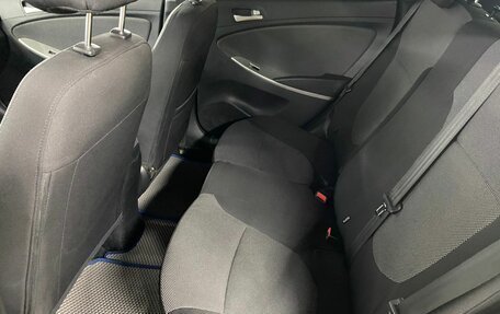 Hyundai Solaris II рестайлинг, 2011 год, 599 000 рублей, 18 фотография