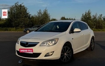 Opel Astra J, 2011 год, 650 000 рублей, 1 фотография