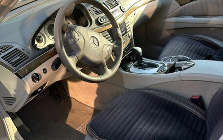 Mercedes-Benz E-Класс, 2005 год, 950 000 рублей, 4 фотография