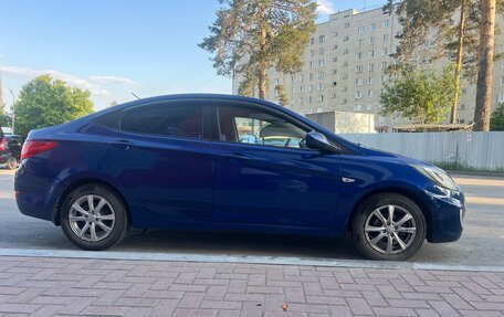 Hyundai Solaris II рестайлинг, 2013 год, 740 000 рублей, 4 фотография