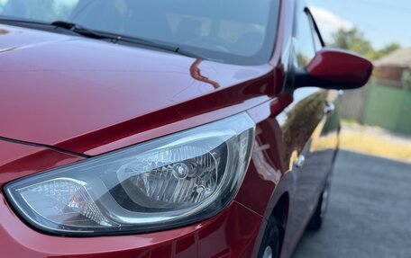 Hyundai Solaris II рестайлинг, 2011 год, 850 000 рублей, 12 фотография