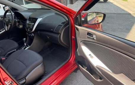 Hyundai Solaris II рестайлинг, 2011 год, 850 000 рублей, 25 фотография