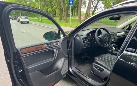 Volkswagen Touareg III, 2016 год, 3 300 000 рублей, 25 фотография