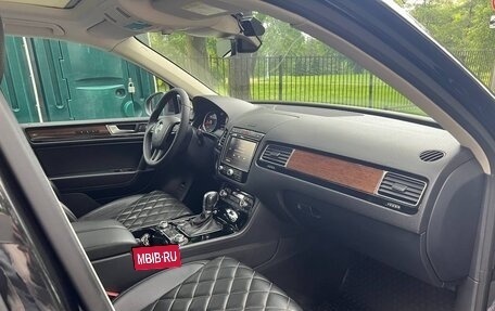 Volkswagen Touareg III, 2016 год, 3 300 000 рублей, 17 фотография