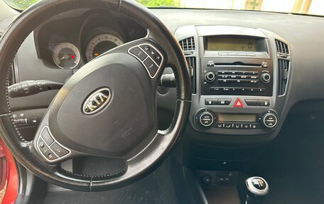 KIA cee'd I рестайлинг, 2009 год, 750 000 рублей, 9 фотография