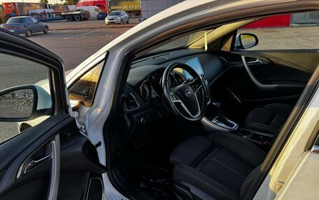 Opel Astra J, 2011 год, 650 000 рублей, 7 фотография