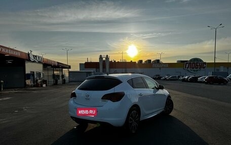 Opel Astra J, 2011 год, 650 000 рублей, 4 фотография