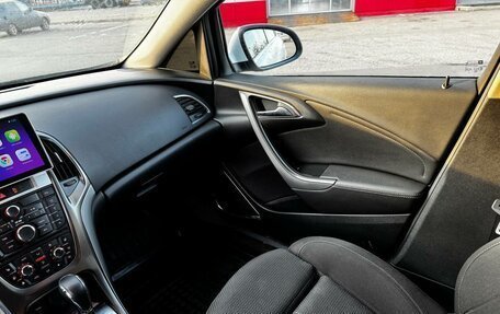 Opel Astra J, 2011 год, 650 000 рублей, 11 фотография