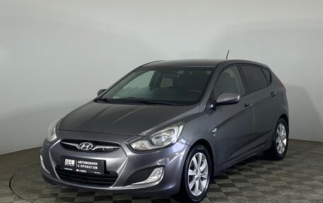 Hyundai Solaris II рестайлинг, 2012 год, 747 000 рублей, 1 фотография