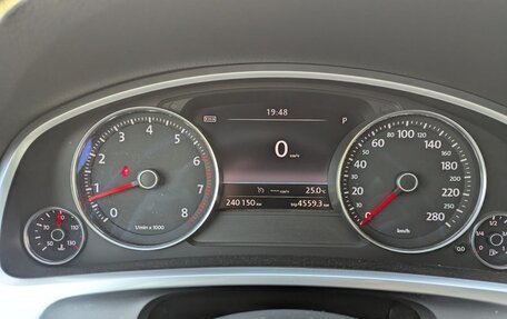 Volkswagen Touareg III, 2012 год, 2 200 000 рублей, 12 фотография
