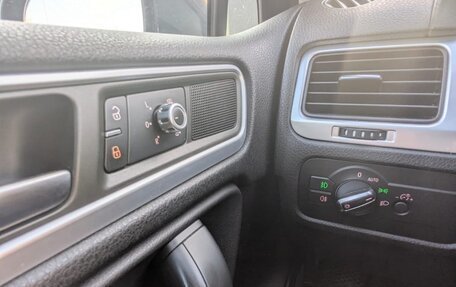 Volkswagen Touareg III, 2012 год, 2 200 000 рублей, 14 фотография