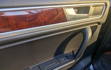 Volkswagen Touareg III, 2012 год, 2 200 000 рублей, 15 фотография