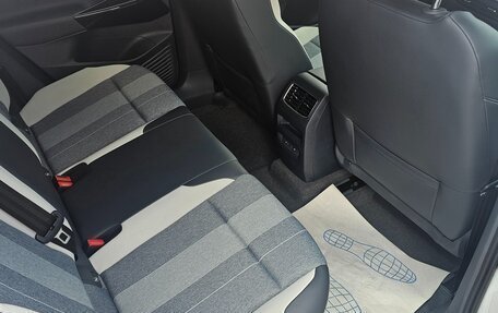 Volkswagen ID.4, 2022 год, 3 700 000 рублей, 5 фотография