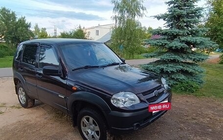 Chevrolet Niva I рестайлинг, 2013 год, 650 000 рублей, 2 фотография