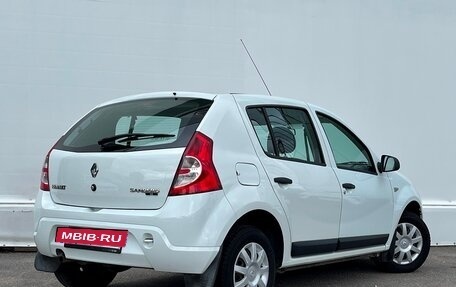 Renault Sandero I, 2013 год, 597 300 рублей, 2 фотография