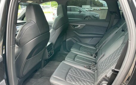 Audi SQ7, 2023 год, 14 000 000 рублей, 16 фотография