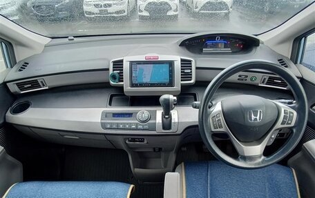 Honda Freed I, 2014 год, 785 000 рублей, 9 фотография