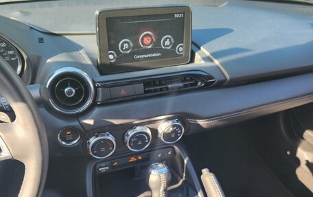 Mazda MX-5, 2023 год, 3 370 000 рублей, 8 фотография
