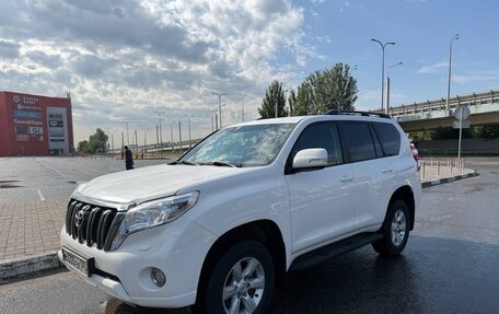 Toyota Land Cruiser Prado 150 рестайлинг 2, 2014 год, 3 900 000 рублей, 5 фотография