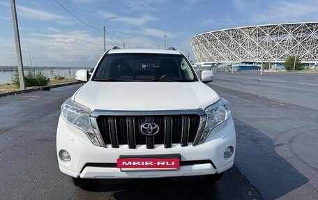 Toyota Land Cruiser Prado 150 рестайлинг 2, 2014 год, 3 900 000 рублей, 14 фотография