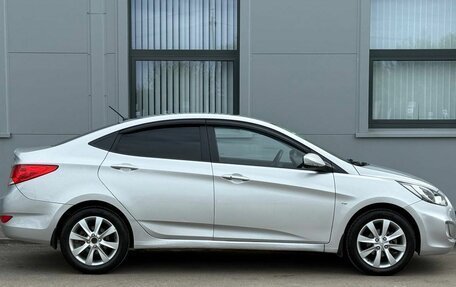 Hyundai Solaris II рестайлинг, 2012 год, 830 000 рублей, 4 фотография