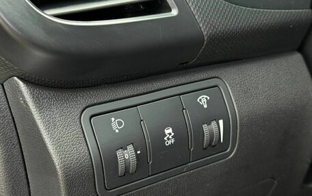 Hyundai Solaris II рестайлинг, 2012 год, 830 000 рублей, 11 фотография