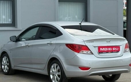 Hyundai Solaris II рестайлинг, 2012 год, 830 000 рублей, 7 фотография
