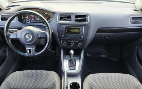 Volkswagen Jetta VI, 2013 год, 1 099 000 рублей, 17 фотография