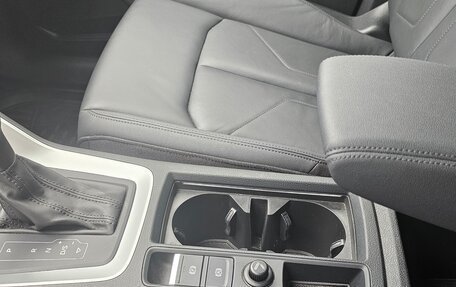 Audi Q3, 2020 год, 26 фотография