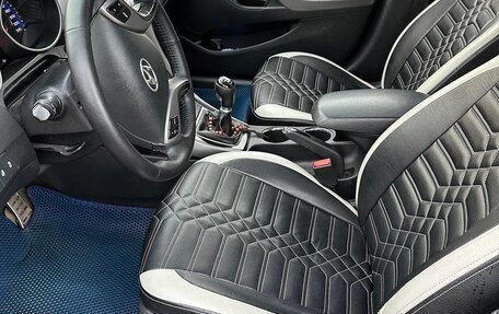 Hyundai Elantra V, 2012 год, 1 000 000 рублей, 12 фотография