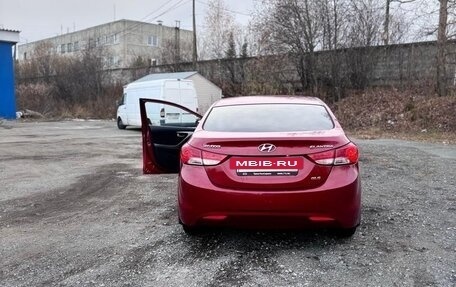 Hyundai Elantra V, 2012 год, 1 000 000 рублей, 6 фотография