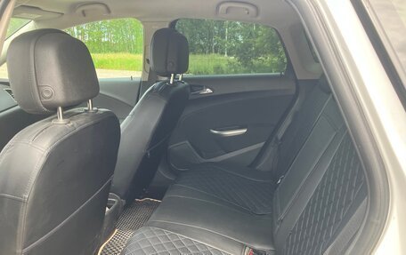 Opel Astra J, 2011 год, 715 000 рублей, 7 фотография