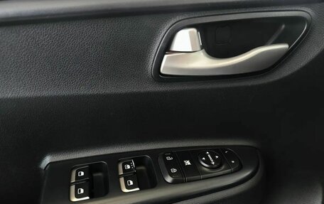 KIA Rio IV, 2017 год, 1 170 000 рублей, 9 фотография