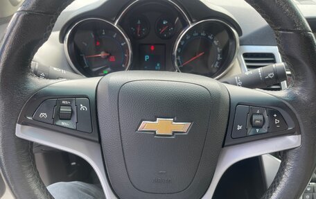 Chevrolet Cruze II, 2011 год, 890 000 рублей, 9 фотография