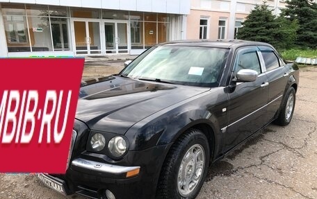 Chrysler 300C II, 2006 год, 490 000 рублей, 9 фотография