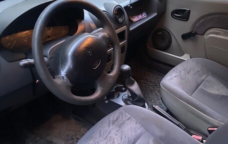 Renault Logan I, 2006 год, 74 000 рублей, 9 фотография