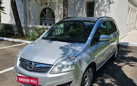 Opel Zafira B, 2011 год, 1 150 000 рублей, 2 фотография