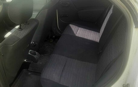 Renault Logan I, 2012 год, 280 000 рублей, 1 фотография