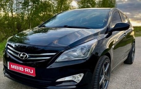 Hyundai Solaris II рестайлинг, 2014 год, 899 000 рублей, 1 фотография