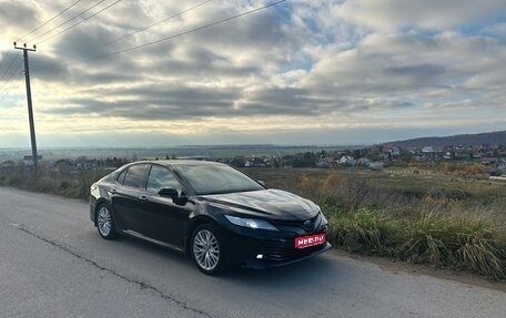 Toyota Camry, 2019 год, 2 600 000 рублей, 1 фотография