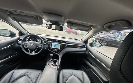 Toyota Camry, 2019 год, 2 600 000 рублей, 8 фотография